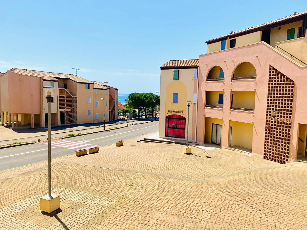 Appartement Proche Mer Avec Piscine Et Parking Fleury  Exterior foto