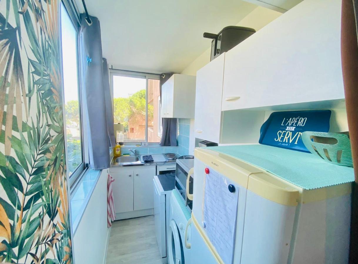 Appartement Proche Mer Avec Piscine Et Parking Fleury  Exterior foto