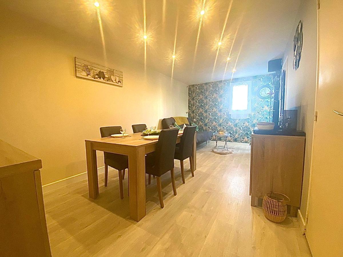 Appartement Proche Mer Avec Piscine Et Parking Fleury  Exterior foto
