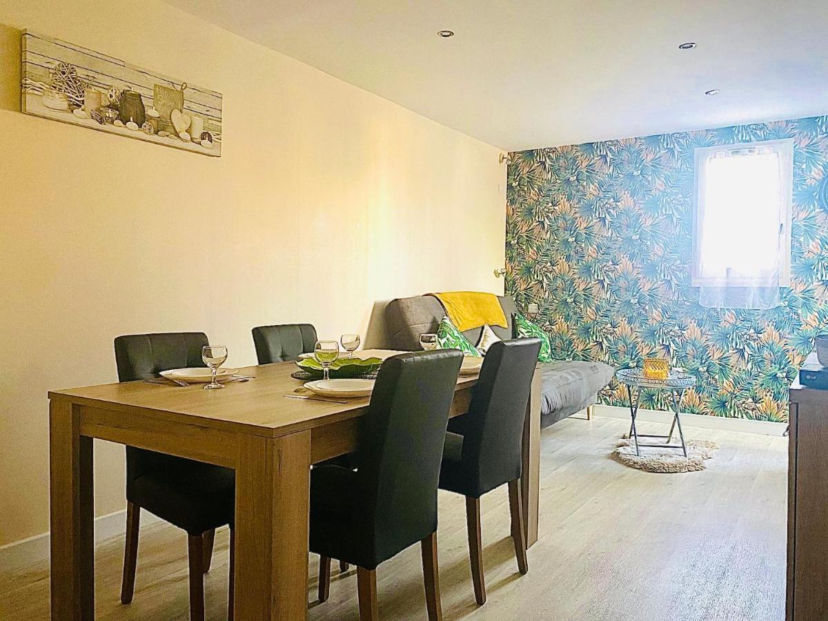 Appartement Proche Mer Avec Piscine Et Parking Fleury  Exterior foto